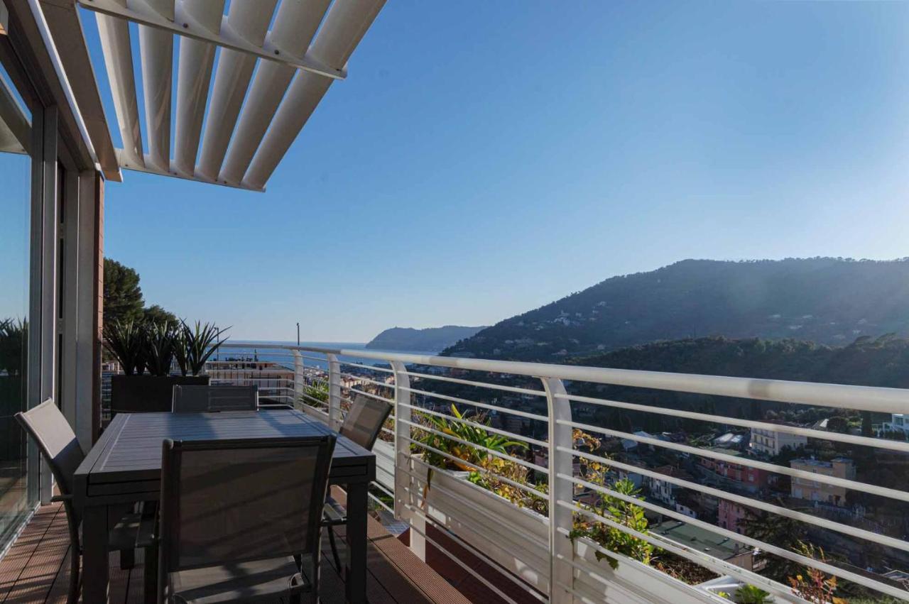 Exclusive With Sea View Alassio
