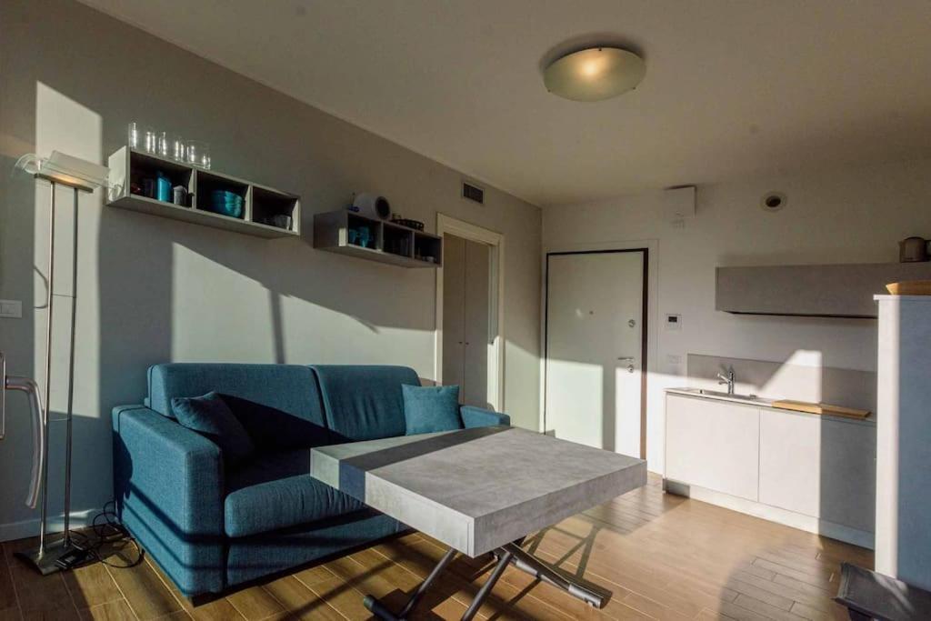 Exclusive With Sea View Apartment *